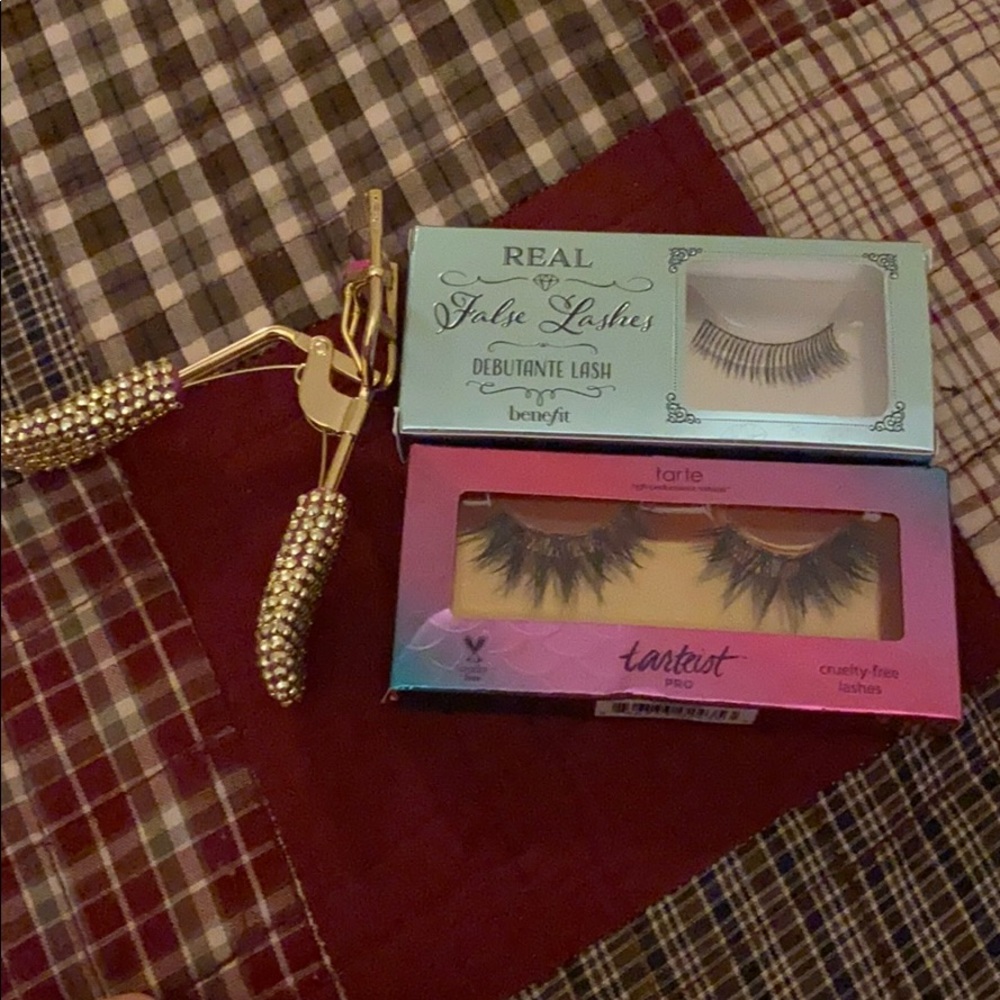 Mascara bundle benefit and tarte